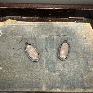 Kendra Scott Elegant Gray Dangle Earrings